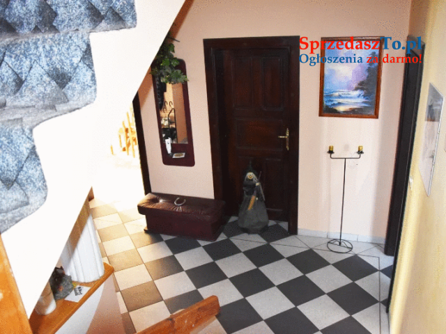 Sprzedaż domu z dużą działką - 9