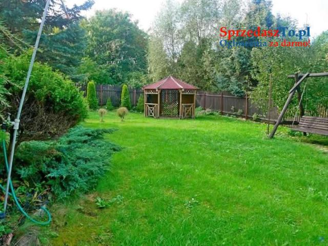 Sprzedaż domu z dużą działką - 11