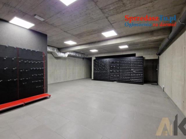 Obiekt usługowo-mieszkalny na sprzedaż - 16