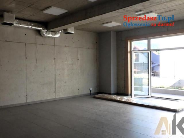 Obiekt usługowo-mieszkalny na sprzedaż - 18