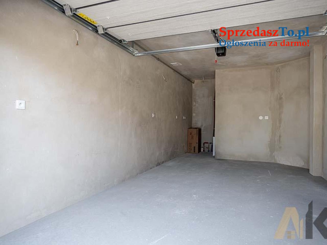 Dom z garażem na sprzedaż - 5/10