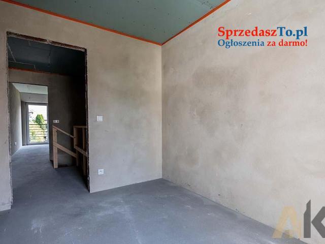 Dom z garażem na sprzedaż - 7