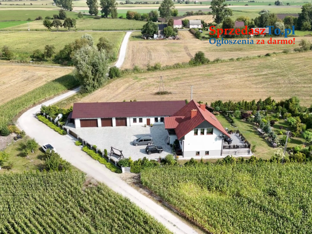 Okazała nieruchomość z potencjałem gospodarczym