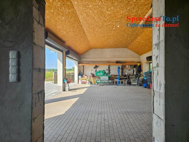 Okazała nieruchomość z potencjałem gospodarczym - 8