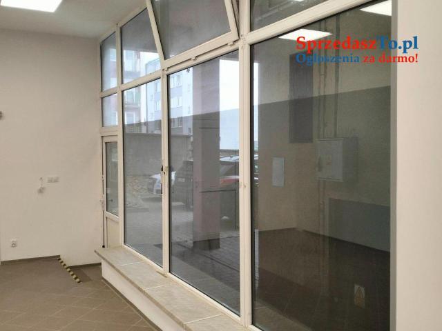 Sprzedam lub wynajmę lokal w centrum handlowym - 19