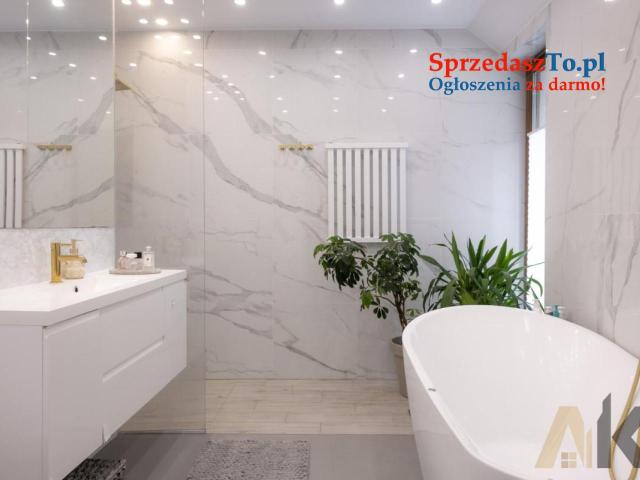 Dom z klasą w świetnej lokalizacji