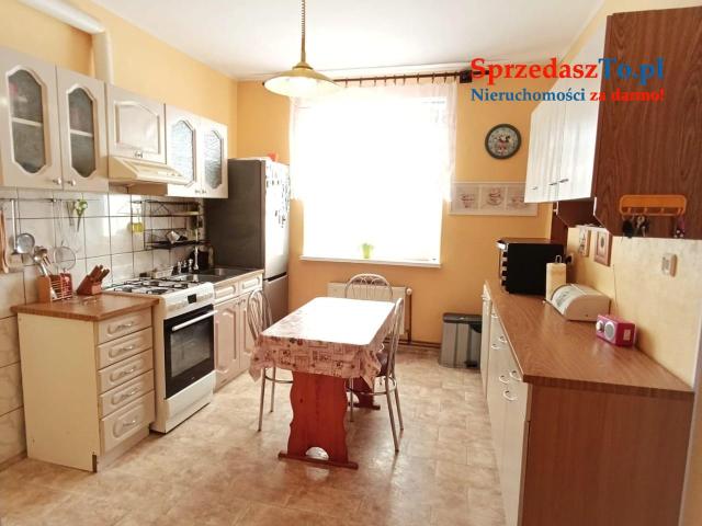 Sprzedam pół domu z ogródkiem i garażem, bezczynszowe - 7