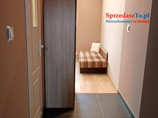 Przytulna kawalerka - 9