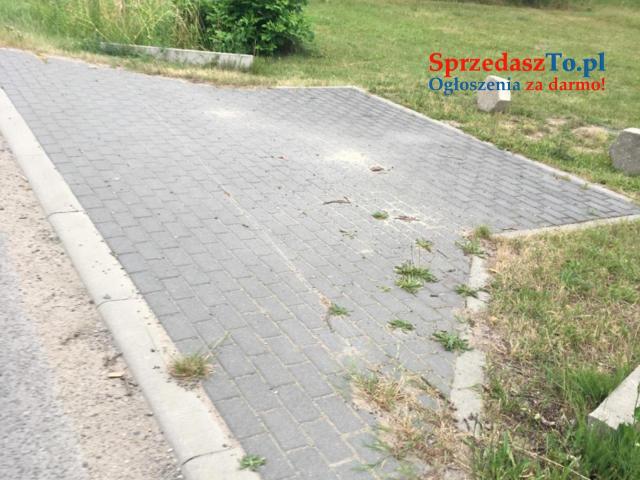 Działka budowlana 1637m2(23/84m) z projektem domu i garażu wolnostojącego.