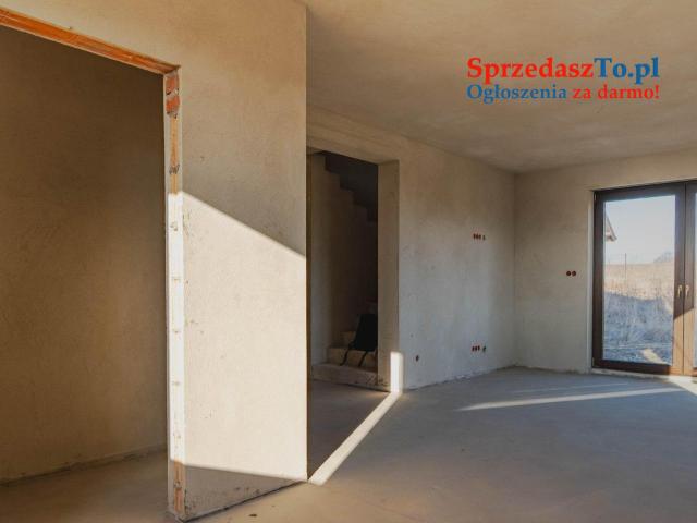 Dom w budowie. Stan surowy, zamknięty - Święciec, gm. Kramsk