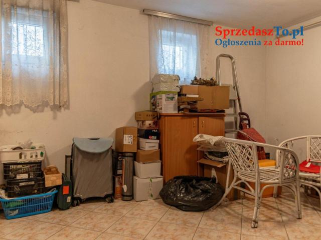 Rozkładowe mieszkanie w cichej okolicy - 14