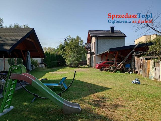 Dom z działką - 10