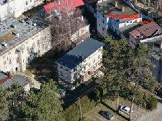 Dom w centrum żdroju