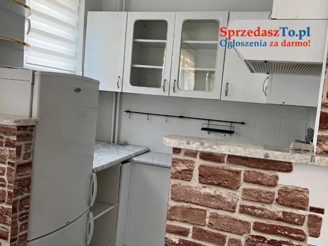 Sprzedam mieszkanie 33,34m2, 2 pokoje, kuchnia, łazienka, na 1 piętrze plus piwnica - 10