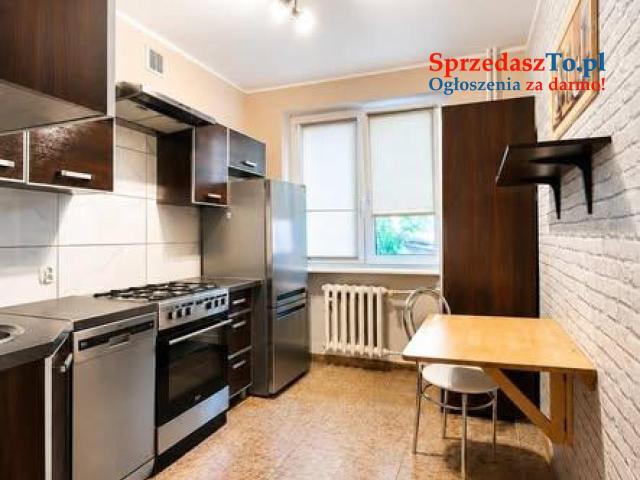 CENTRUM CHODZIEŻY | 2 POKOJE | PARTER ✨ Mieszkanie, w którym wszystko masz pod ręką!