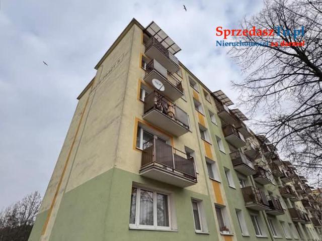 Apartment/flat: 4 bedrooms, 2 bathrooms - 8