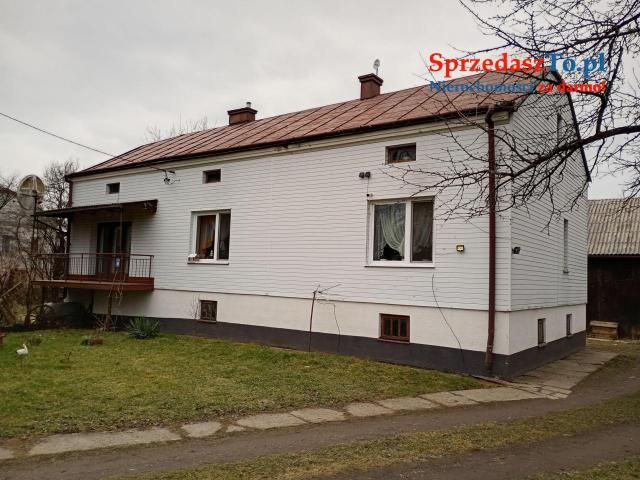 Nieruchomość gruntowa z budynkami