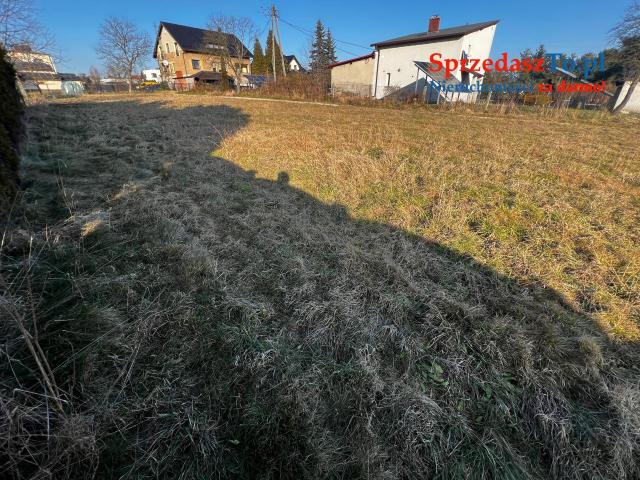 Działka na sprzedaż