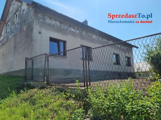 Dom jednorodzinny z potencjałem Sarnów - pow.250 m2