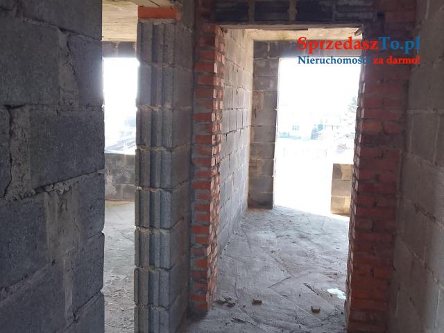 Działka z domem na sprzedaż. - 9