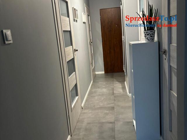 Mieszkanie 3 pokojowe z garażem i komórką w super lokalizacji - 9