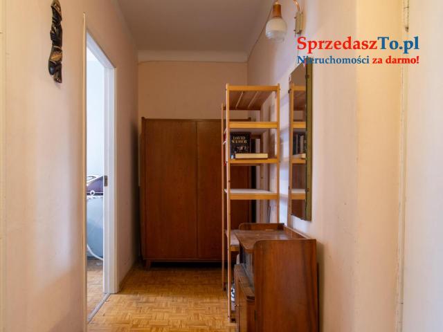 Mieszkanie 2 pokoje, 40m2, do remontu