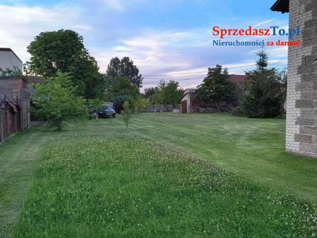 Duża działka na sprzedaż - 12