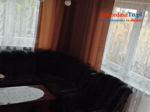 Dom z zabudowaniami gospodarczymi - 11