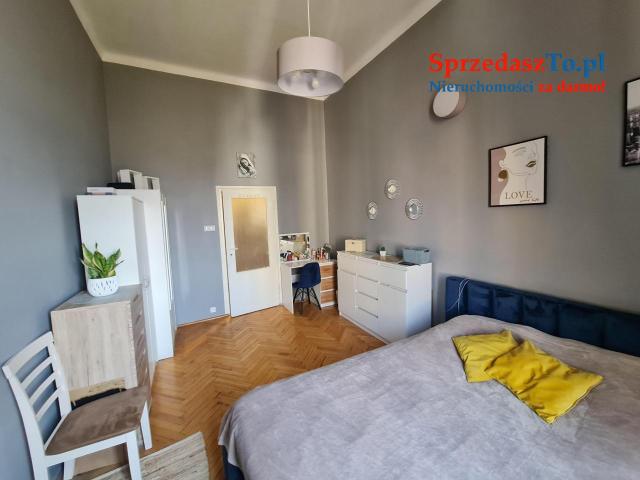 Sprzedam mieszkanie 68 m2 + garaż murowany. - 10