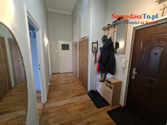 Sprzedam mieszkanie 68 m2 + garaż murowany. - 22