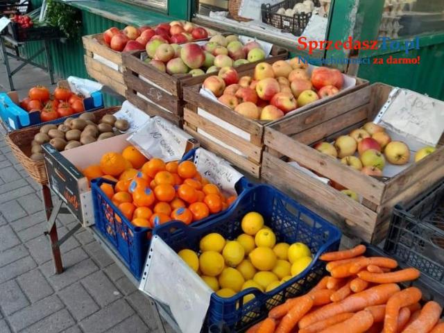 Kiosk sklepik warzywniczy